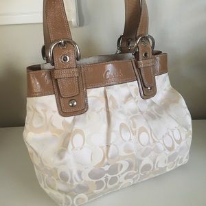 Coach purse and wallet